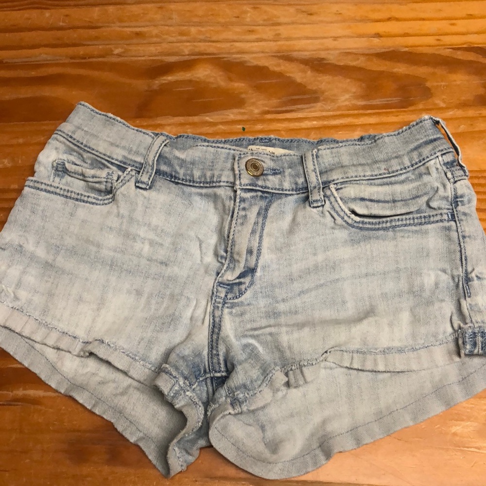 SIZE 0 Women’s Abercrombie Jeans shorts